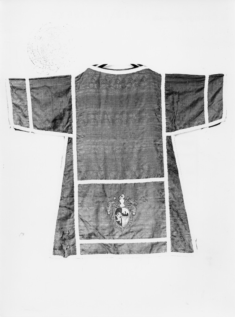 tunicella - manifattura spagnola (sec. XVII)