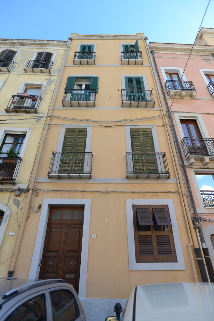 Casa piazza indipendenza, 14 (casa, a schiera)