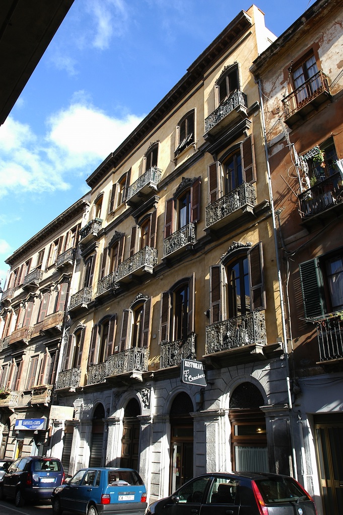 Casa corso vittorio emanuele ii 193 - 199 (palazzo)