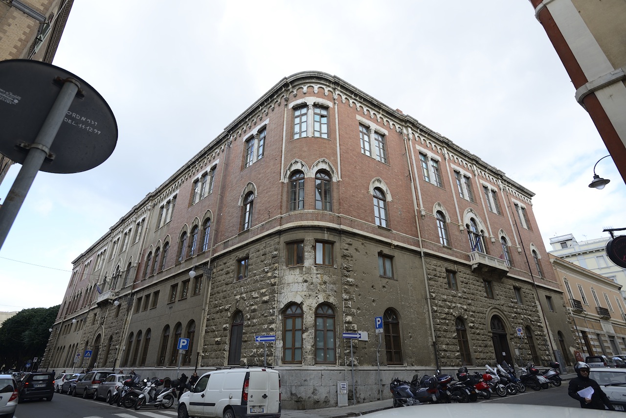 Scuola elementare statale sebastiano satta (scuola, scuola elementare)