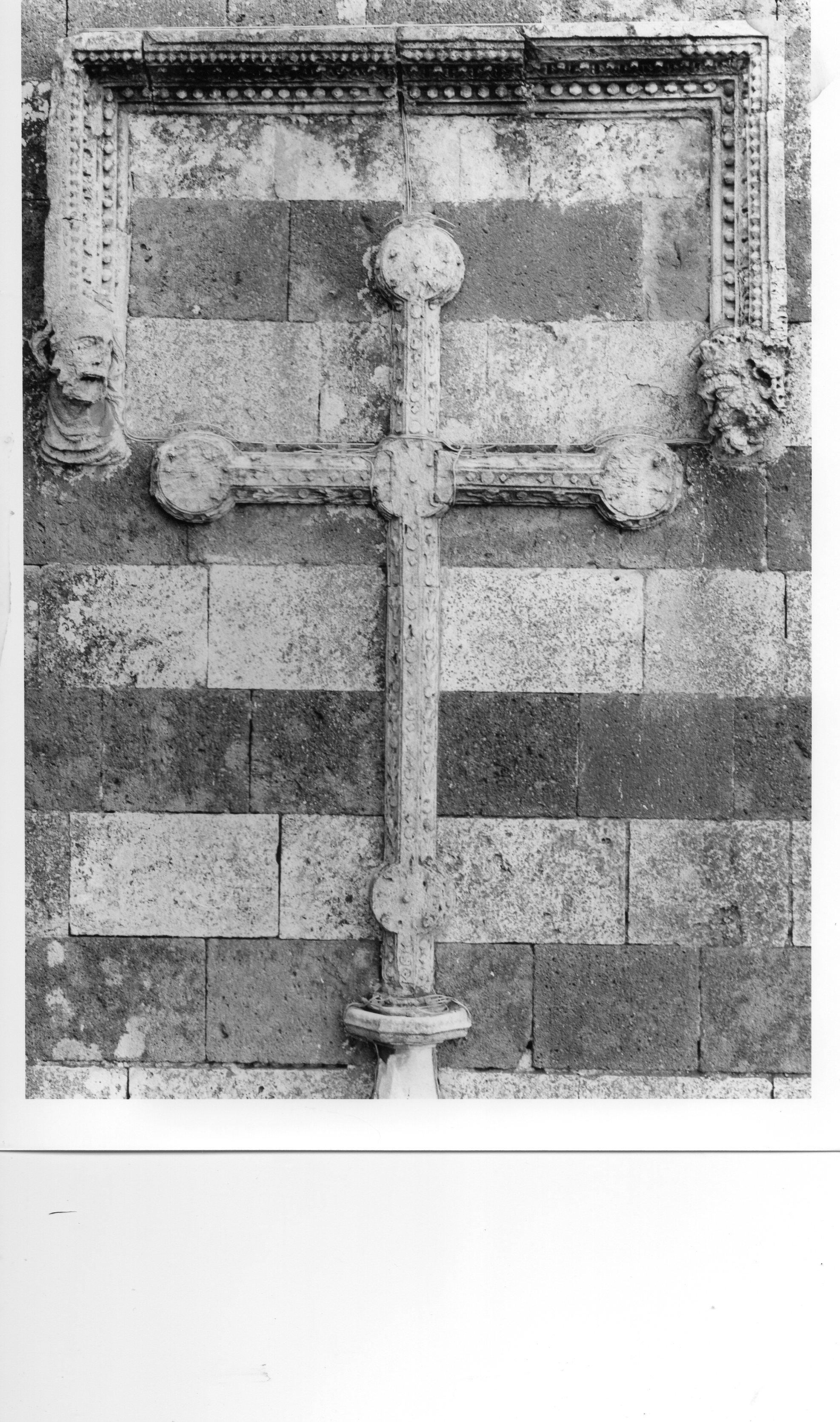 croce (decorazione, opera isolata) - ambito Italia centrale (sec. XV)