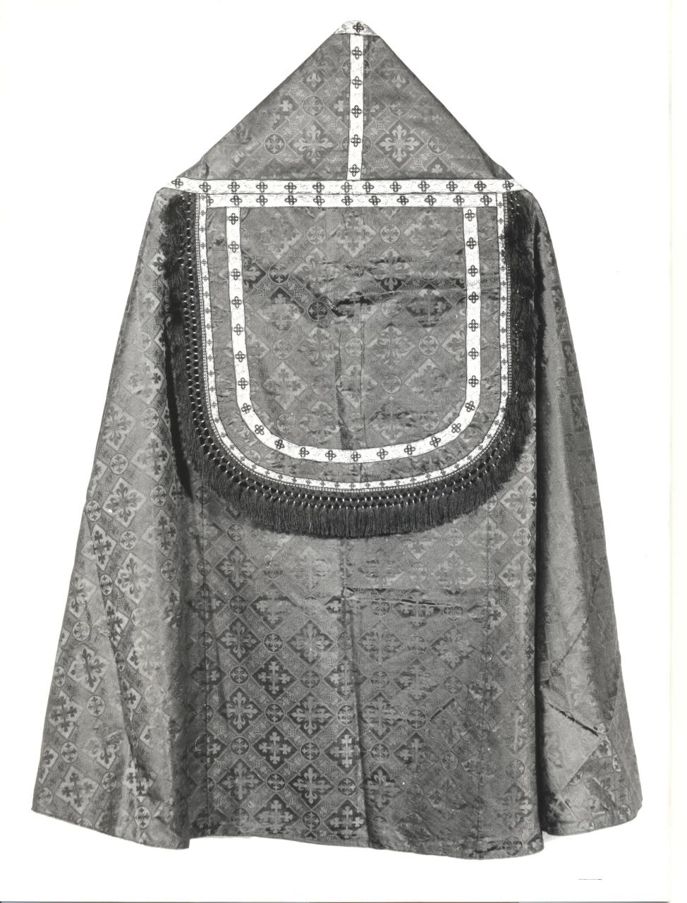 soggetto assente (piviale, opera isolata) - manifattura italiana (sec. XX)