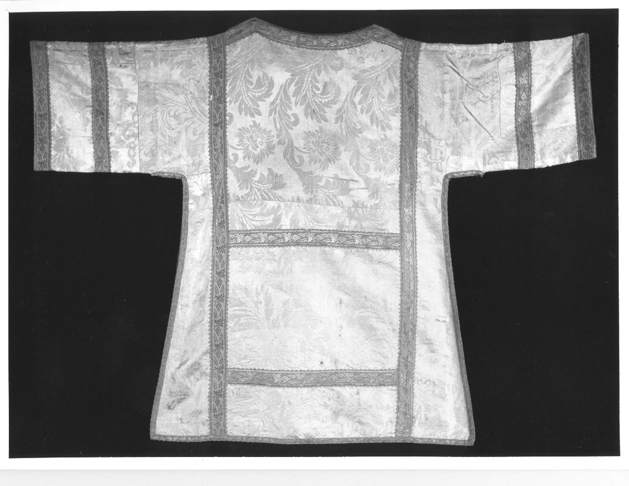 soggetto assente (dalmatica, elemento d'insieme) - manifattura Italia centrale (fine sec. XIX)