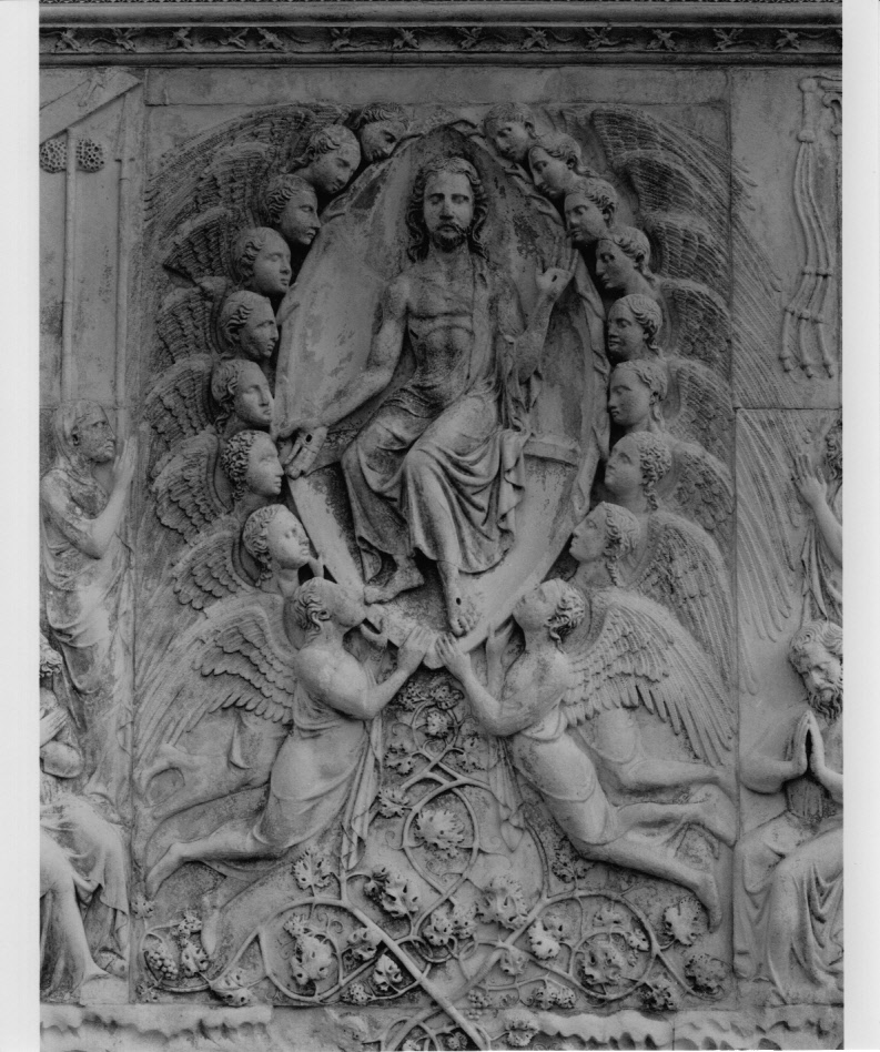 Cristo in gloria con simboli della Passione (rilievo, elemento d'insieme) di Maitani Lorenzo (bottega) (sec. XIV)