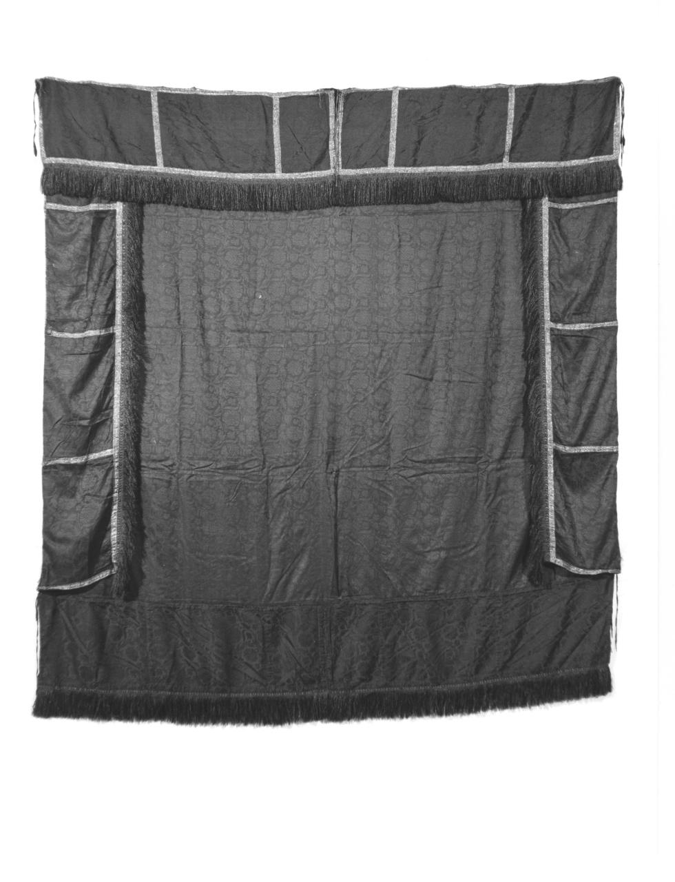 soggetto assente (baldacchino - a cielo fluttuante, opera isolata) - manifattura italiana (prima metà sec. XVII)