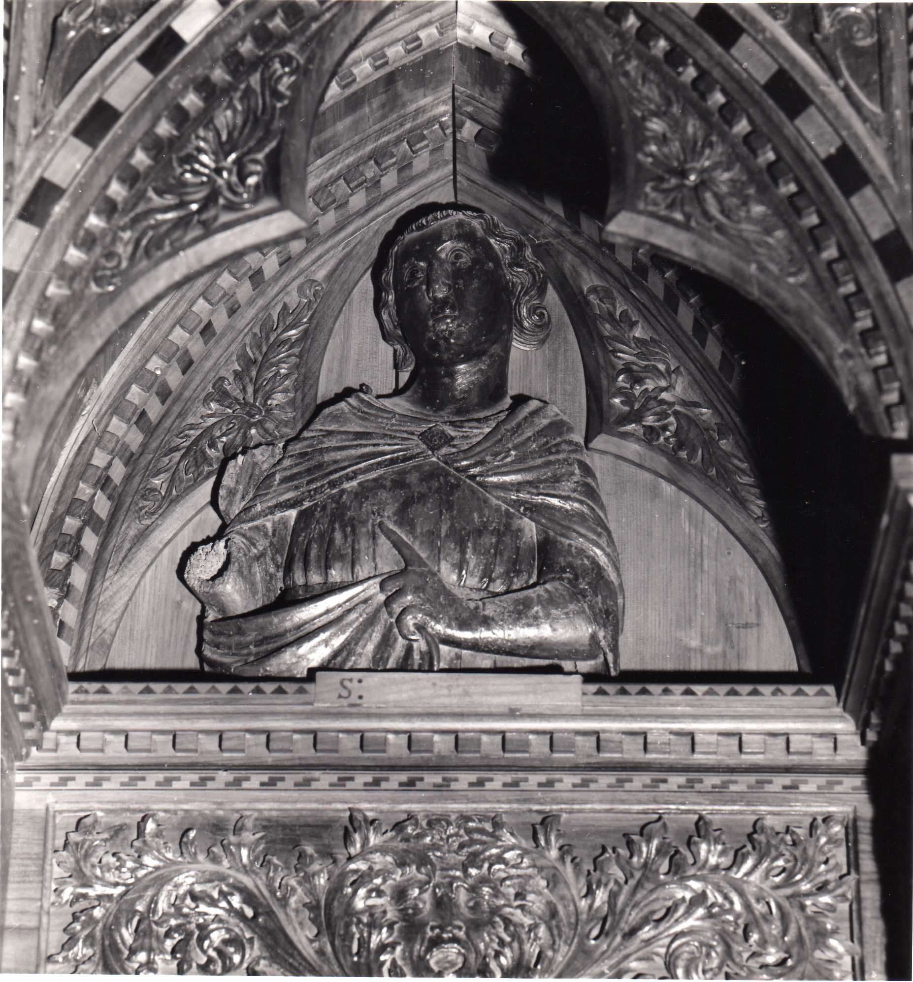Santo (scultura - altorilievo, complesso decorativo) di Iacomo di Maestro Lotto (attribuito) (metà XIV)