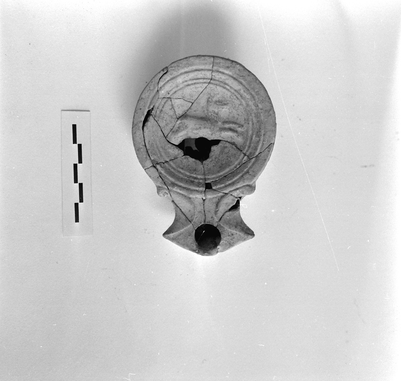 lucerna, Loeschcke I C (metà/ fine sec. I d.C)