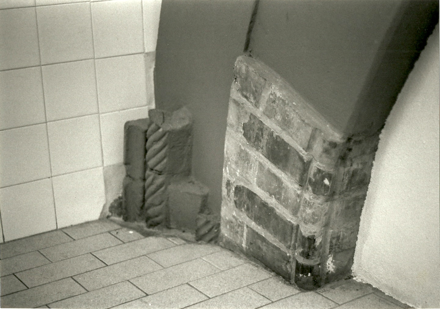 Chiesa di San Lorenzo (chiesa, parrocchiale) - Modena (MO)  (sec. XIII)