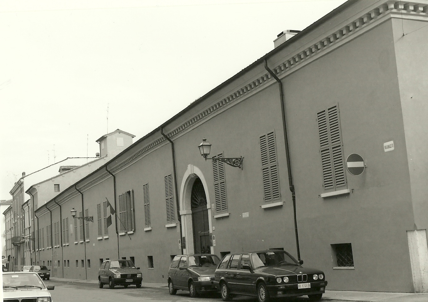 Palazzo Molza (palazzo, nobiliare) - Modena (MO)  (sec. XVII)