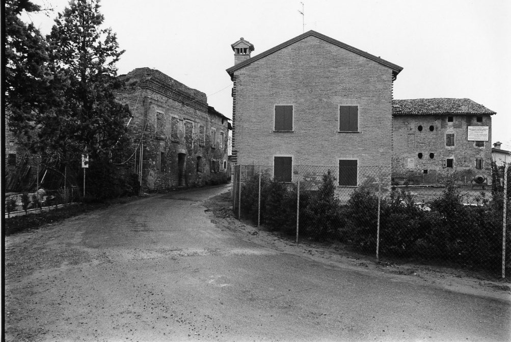 Casino Martelli e pertinenze (casa) - Reggio nell'Emilia (RE)  (sec. XVI)