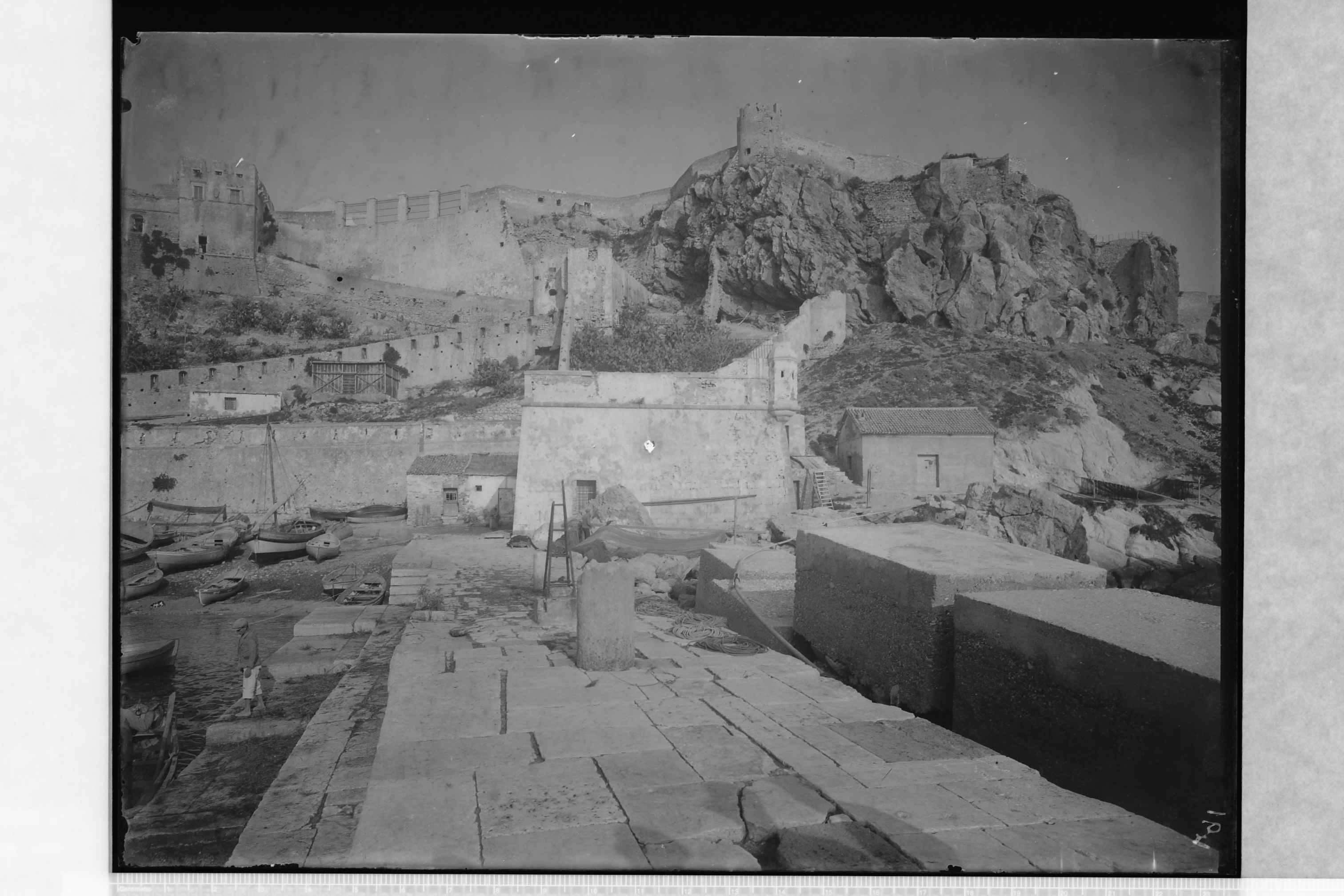 Tremiti Isole (FG) - Isola di S. Nicola (negativo) di Ceccato (secondo quarto XX)