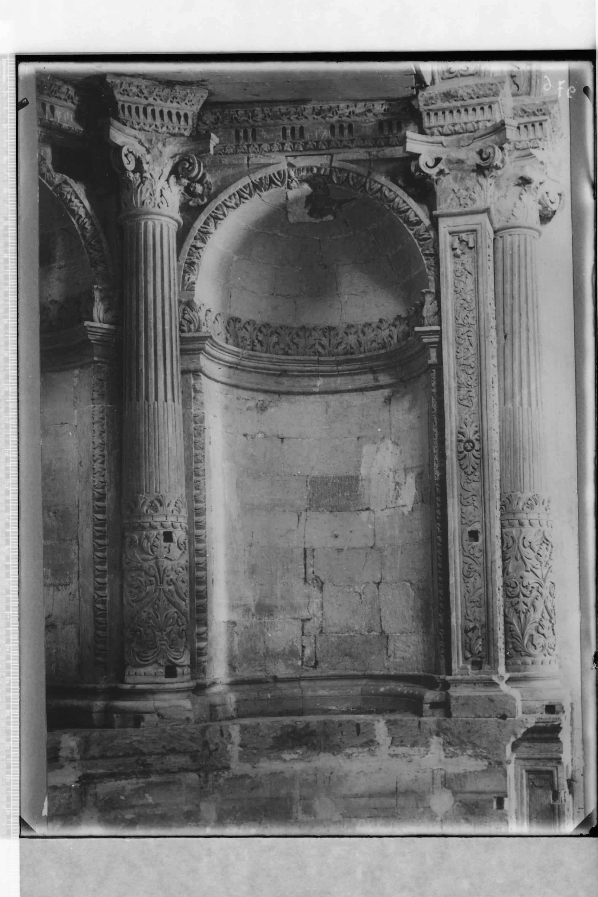 Minervino di Lecce (LE) - Chiesa Parrocchiale (negativo) di Anonimo (secondo quarto XX)