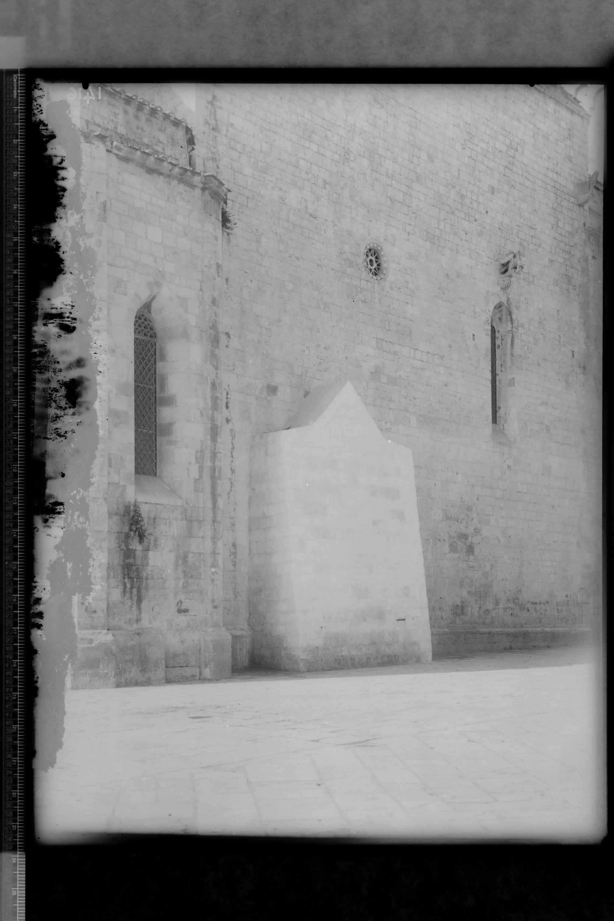 Barletta (BA) - Cattedrale (negativo) di Cinquepalmi, S (secondo quarto XX)