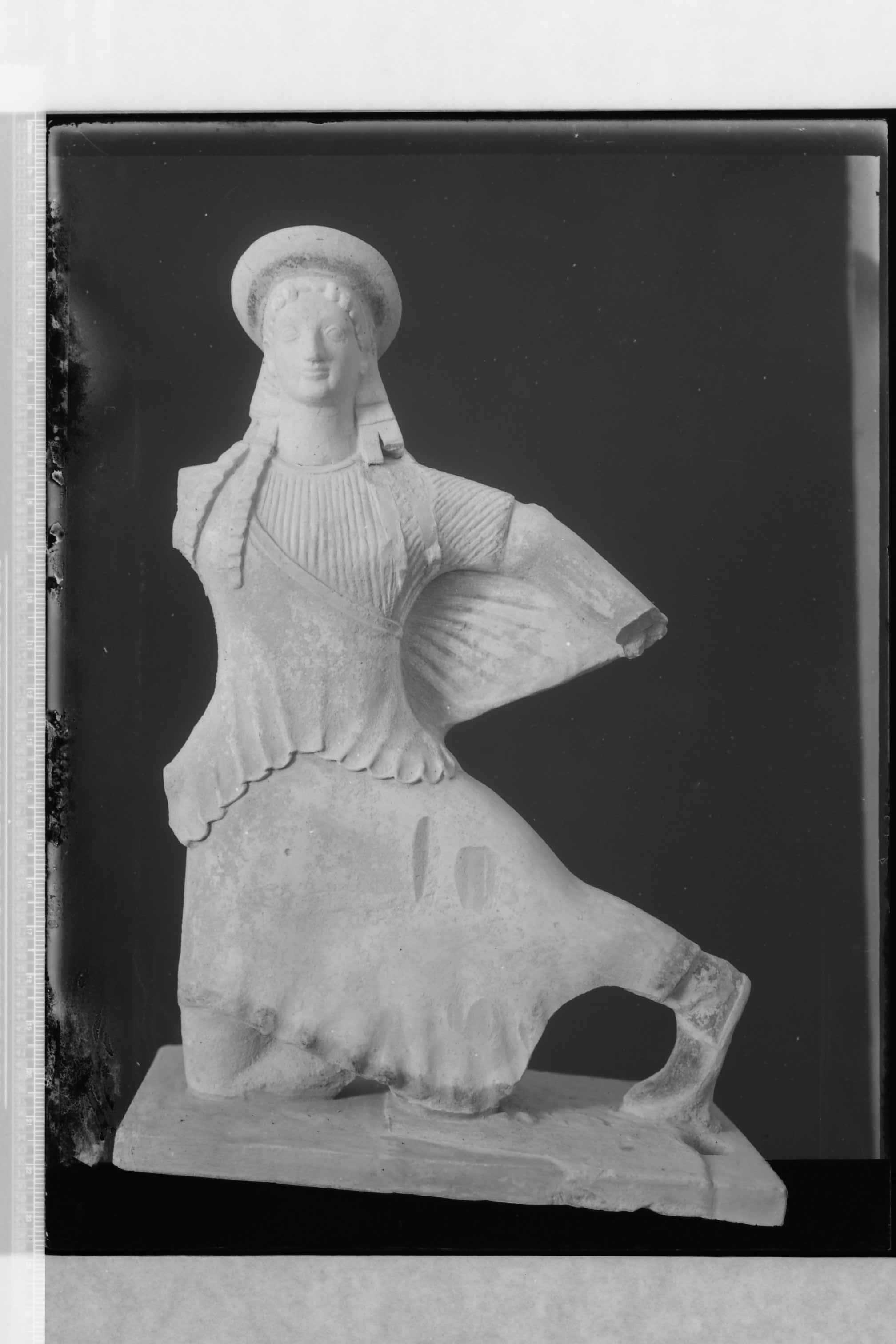 Lucera (FG) - Museo (?) (negativo) di Anonimo (secondo quarto XX)