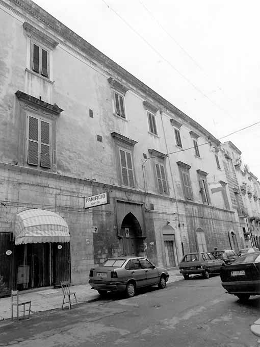 PALAZZO SAMUELLI-AFFAITATI, in VIA NAZARETH, 29 (palazzo, signorile) - Barletta (BT) 