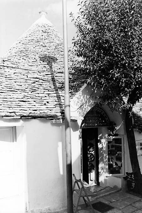 Trullo in via Monte S. Michele, 15 (trullo, privato) - Alberobello (BA) 