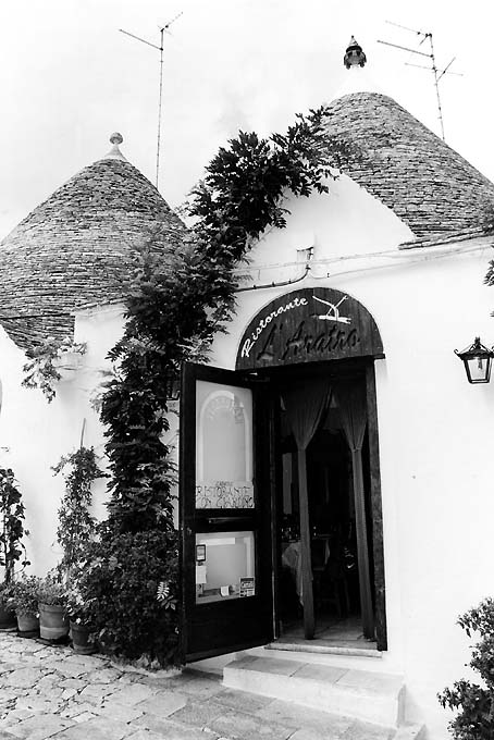 Trullo in via Monte S. Michele, 25-29 (trullo, privato) - Alberobello (BA) 