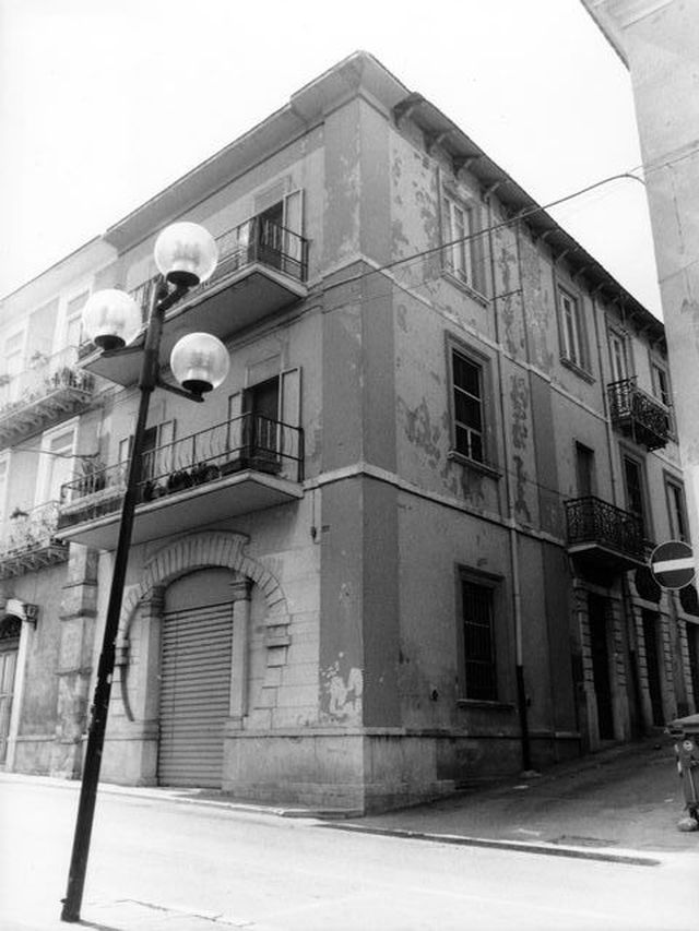 Palazzo Bruni (palazzo, signorile) - Santa Croce di Magliano (CB) 