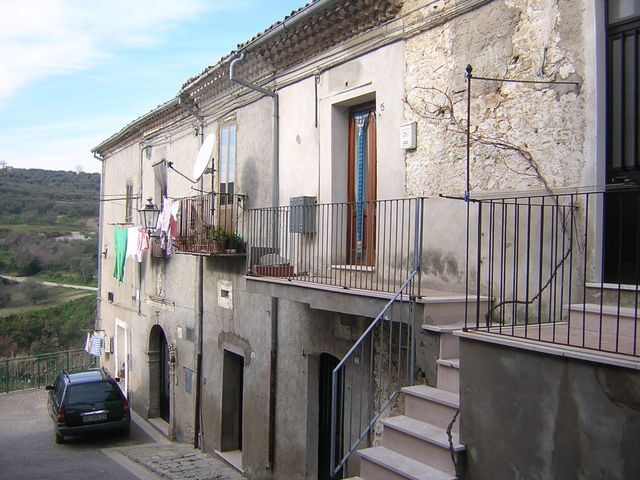 Palazzo Delle Lacrime (palazzo, plurifamiliare, privato) - Rotello (CB) 