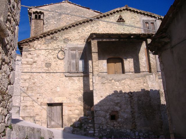 Casa Balzano-Iannone (casa, con profferlo, plurifamiliare) - Campochiaro (CB) 