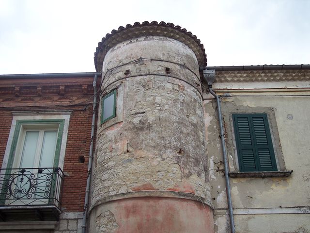 Palazzo Valiante- Capozio (palazzo, fortificato, plurifamiliare) - Jelsi (CB) 