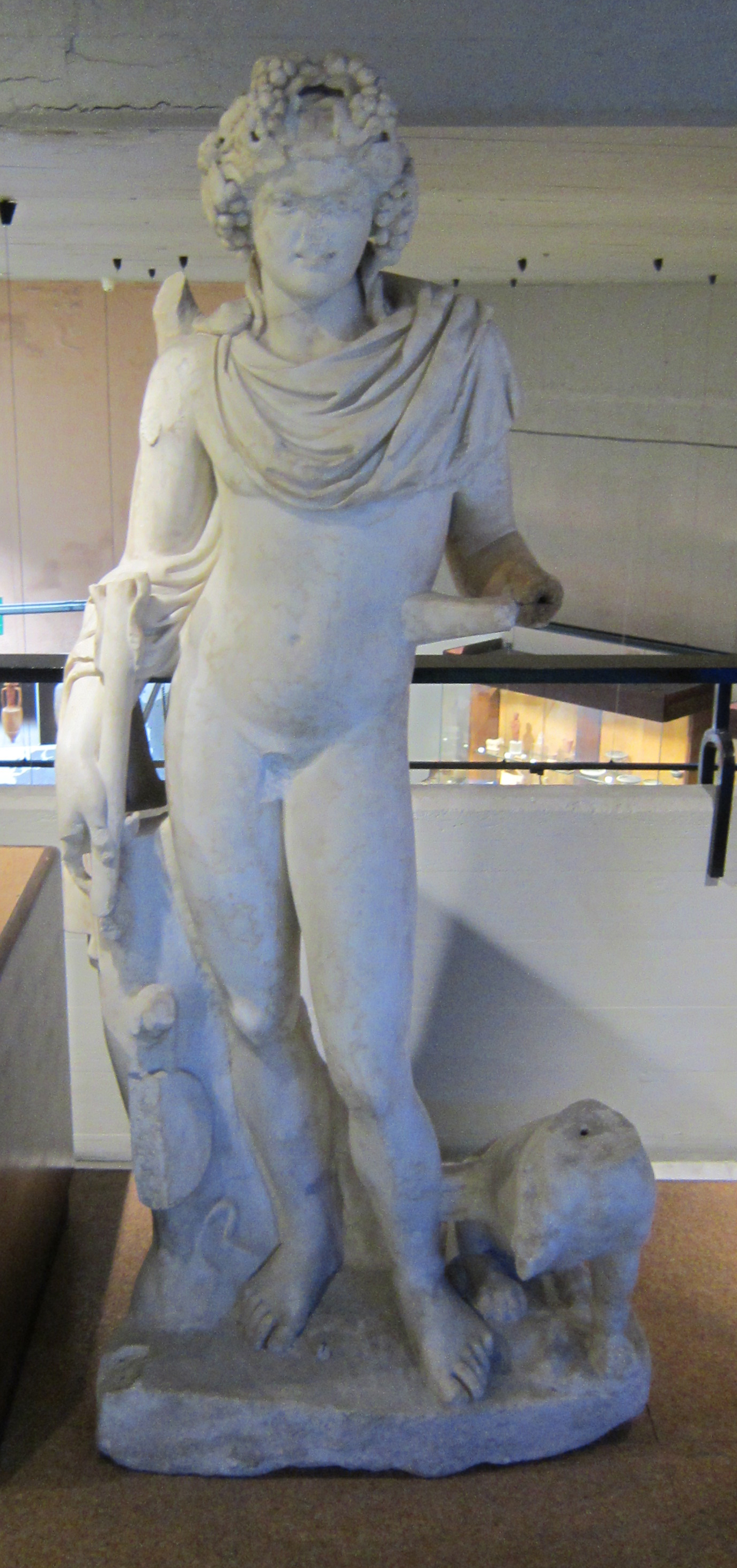 Statua. statua ideale. statua nuda di dioniso-osiride
