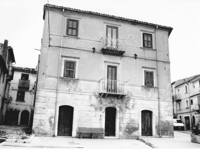 palazzo, gentilizio - Ripabottoni (CB) 