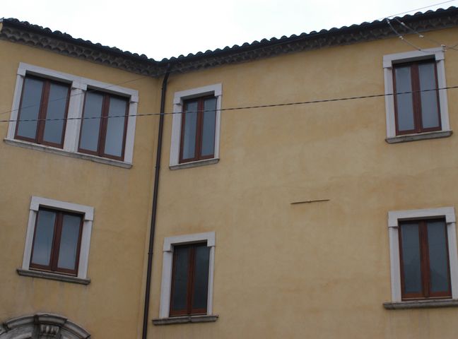 Palazzo Spicciati (palazzo, signorile, plurifamiliare) - Mirabello Sannitico (CB)  <br>Condizioni d'uso: <a class='link-esterno' href='https://docs.italia.it/italia/icdp/icdp-pnd-circolazione-riuso-docs/it/v1.0-giugno-2022/testo-etichetta-BCS.html' target='_bcs'>Beni Culturali Standard (BCS)</a>