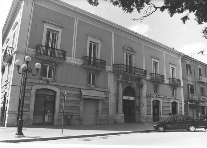 Palazzo Guacci (palazzo, residenziale) - Campobasso (CB) 