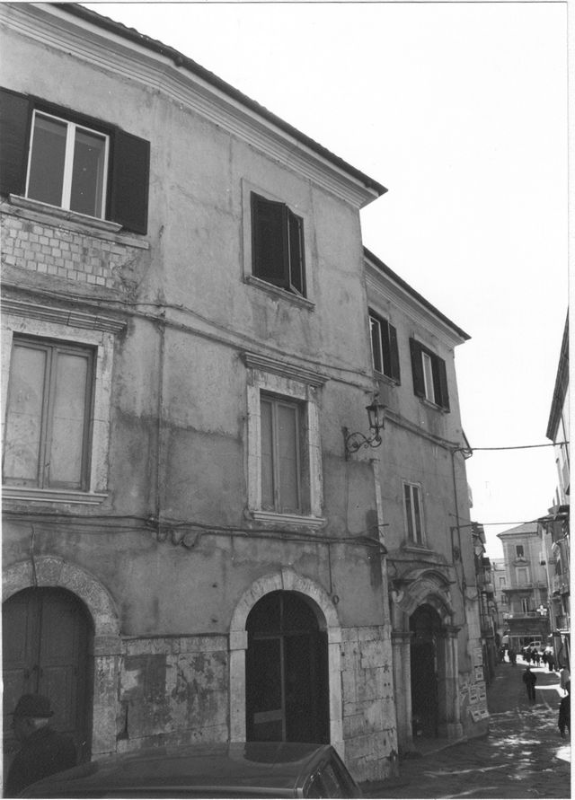 Palazzo Salottolo-Fiore (palazzo, residenziale) - Campobasso (CB) 