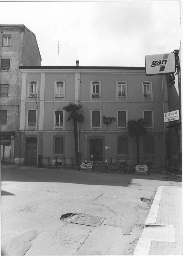 palazzo, residenziale - Campobasso (CB) 