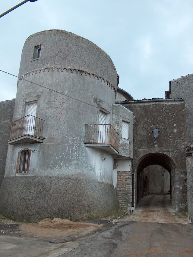 Casa Alfondo-Antonelli-Iorio (casa, a blocco, plurifamiliare, con torre) - Morrone del Sannio (CB) 