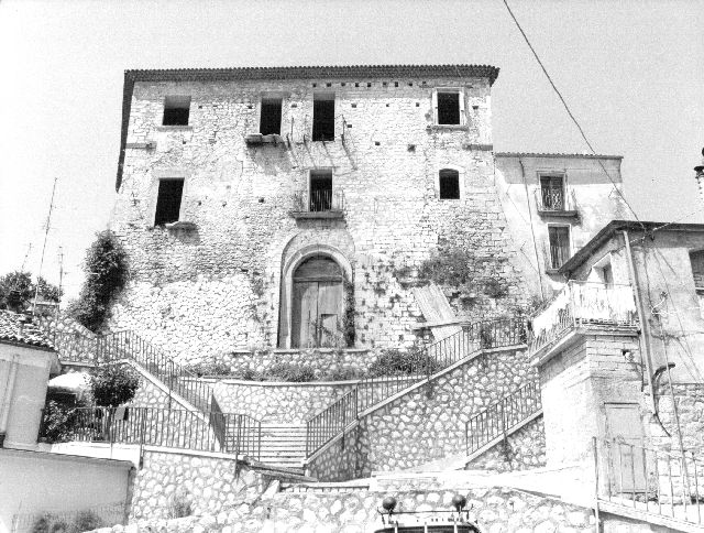 Castello Carmignano (palazzo, fortificato) - Acquaviva D'Isernia (IS) 