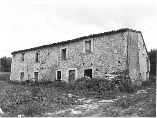 Casale Serio (casale, rurale) - Guardiaregia (CB) 