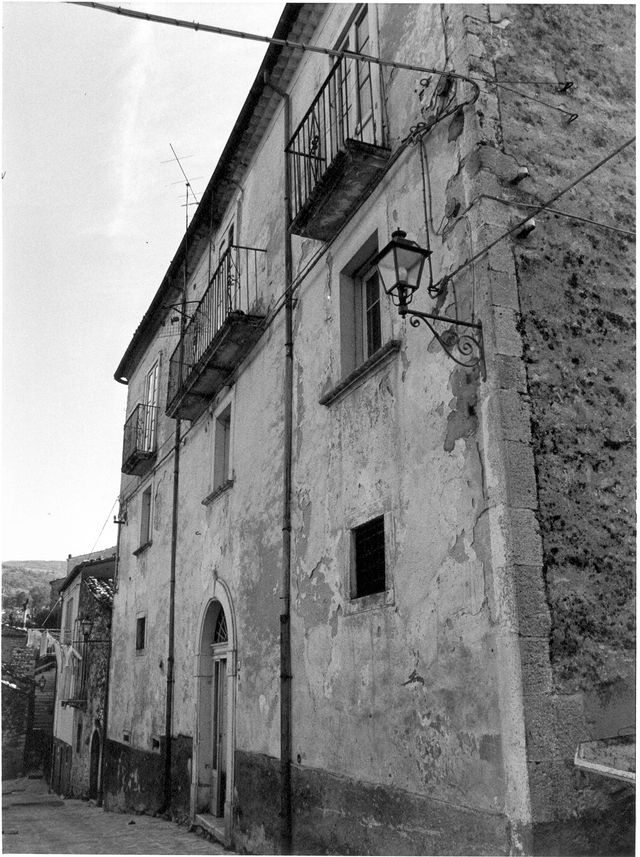 Palazzo Pallotta-De Francesco (palazzo, signorile, plurifamiliare) - Guardiaregia (CB) 