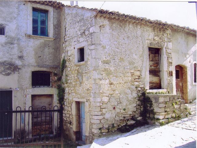 Casa De Francesco (casa, rustica, monofamiliare) - Guardiaregia (CB) 