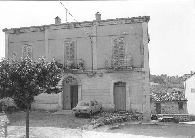 Palazzo Chiara-Iafanti (palazzo, borghese, bifamiliare) - Gildone (CB) 