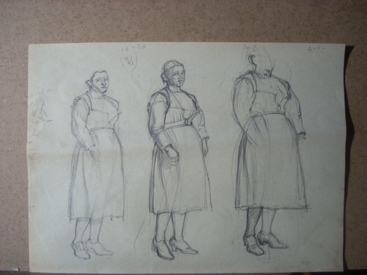 Schizzi vari di Assunta 146, figura femminile (disegno) di Ciamarra Elena (sec. XX)