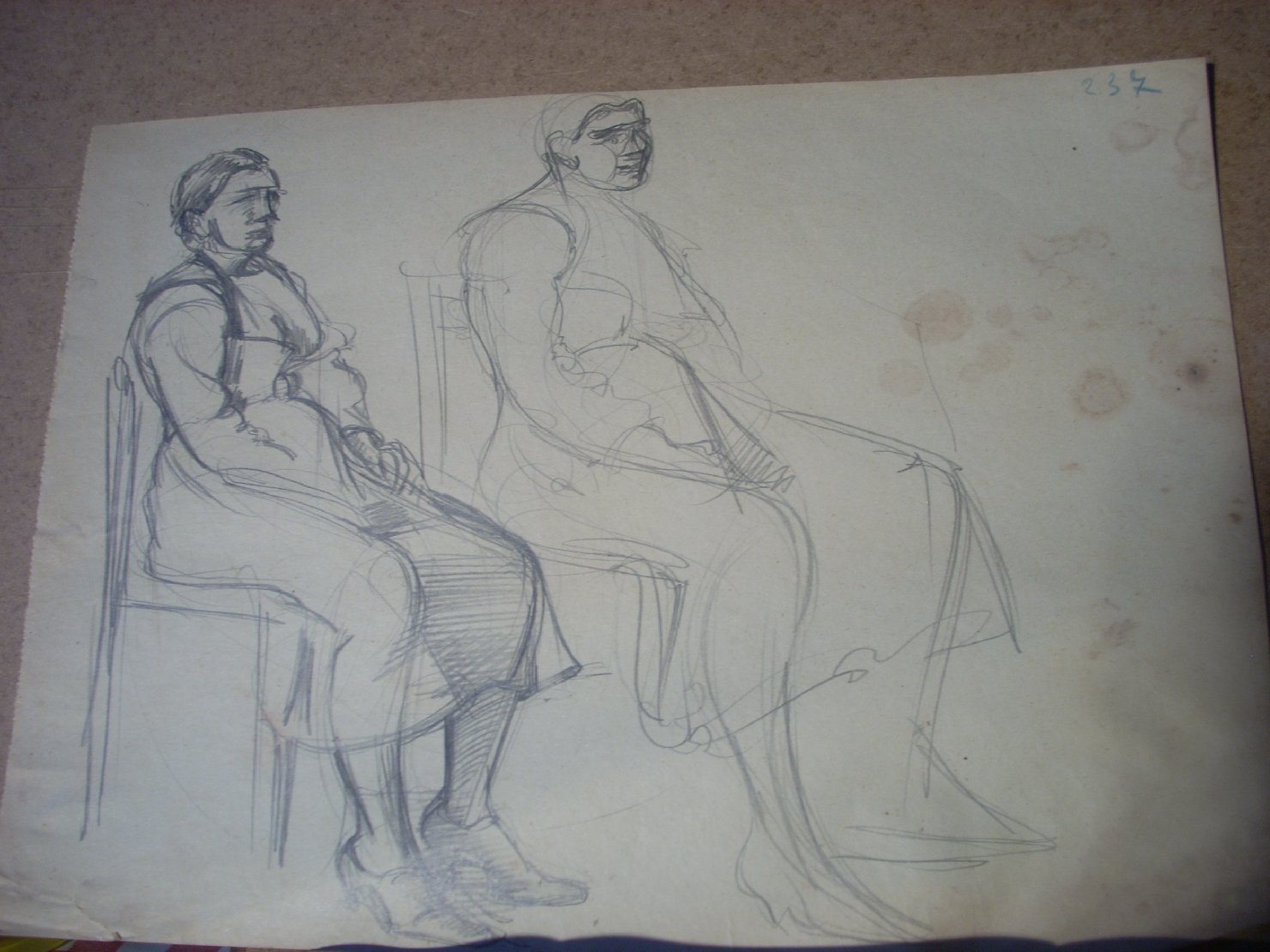 Schizzi vari di Assunta 39, figura femminile seduta (disegno) di Ciamarra Elena (sec. XX)