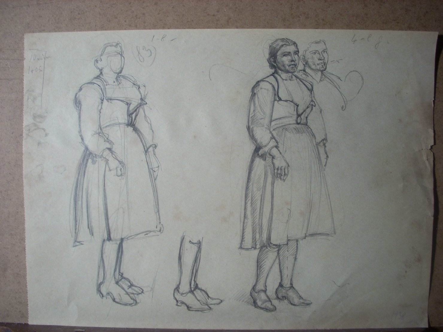 Schizzi vari di Assunta 156, figura femminile (disegno) di Ciamarra Elena (sec. XX)