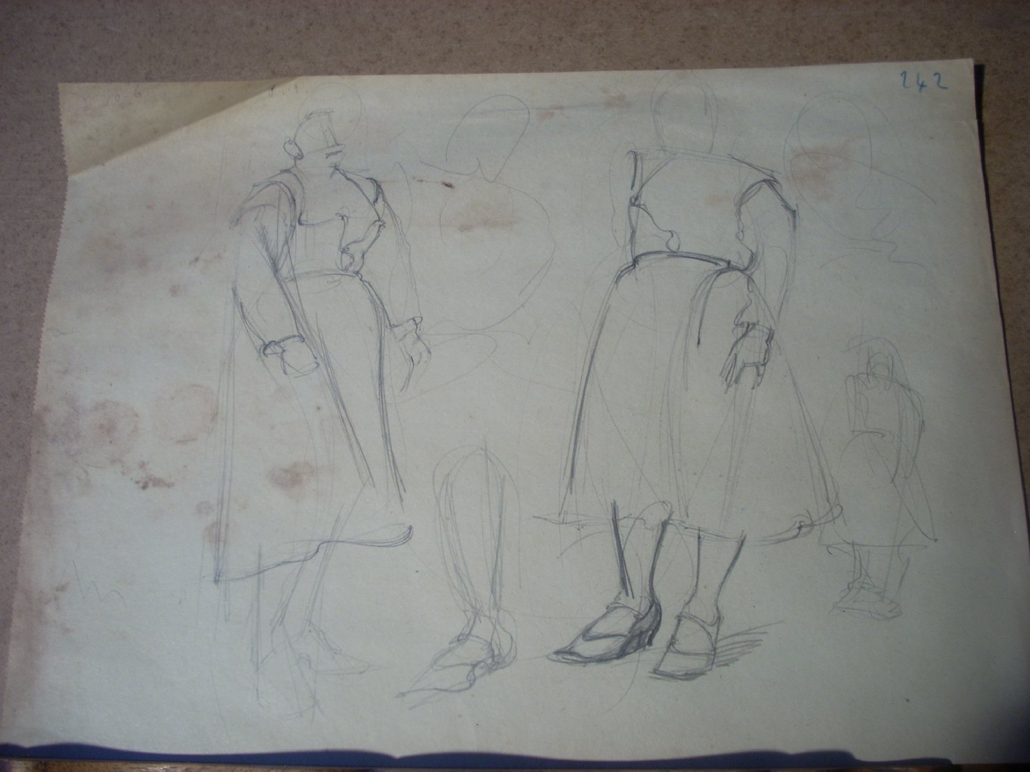 Schizzi vari di Assunta 88, figura femminile (disegno) di Ciamarra Elena (sec. XX)