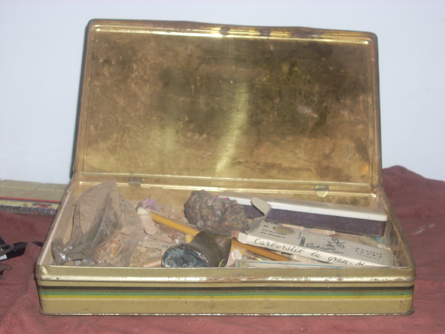 scatola - produzione italiana (sec. XX)