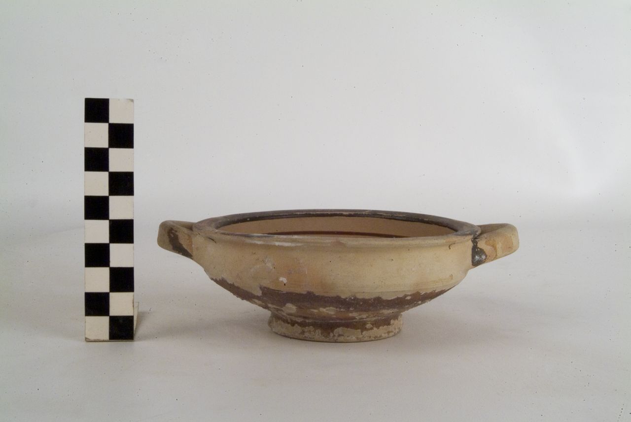 COPPA BIASATA - ambito daunio (secc. IV/ III a.C)