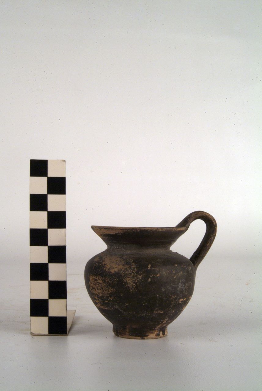 BROCCHETTA A LABBRO OBLIQUO, Morel, serie 5221 - produzione apula (sec. IV a.C)