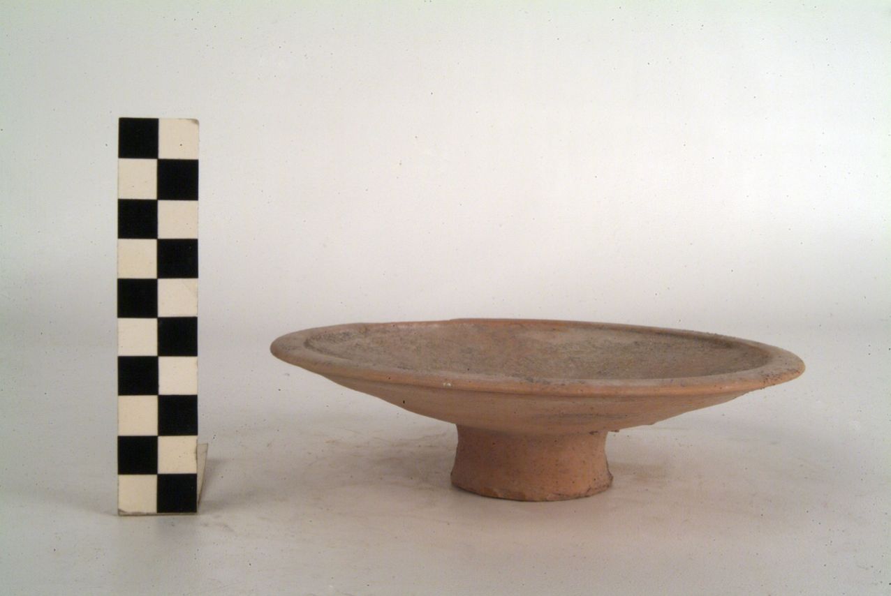 PIATTO - produzione apula (metà sec. III a.C)