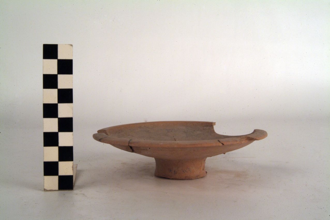 PIATTO - produzione apula (metà sec. III a.C)