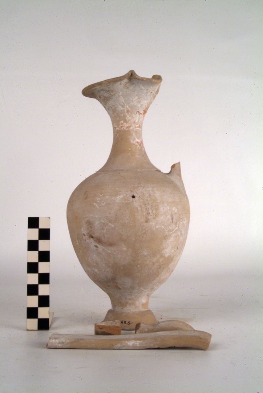 OINOCHOE A BOCCA TRILOBATA - produzione arpana (metà sec. III a.C)