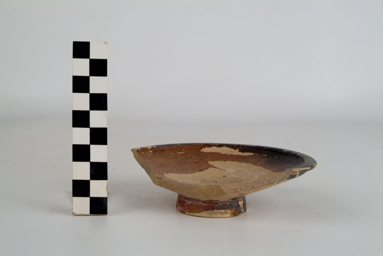 PIATTO - produzione apula (secc. IV/ III a.C)