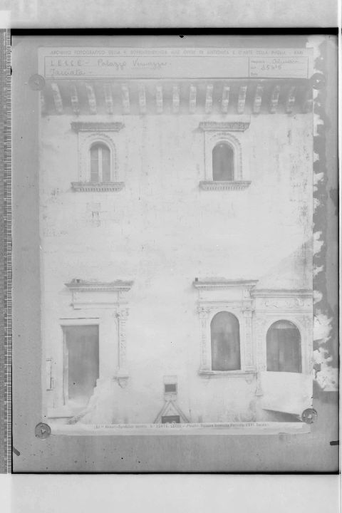LECCE - Palazzo Vernazza - Facciata (negativo) di Foto Alinari, Riproduzione Soprintendenza (XX)