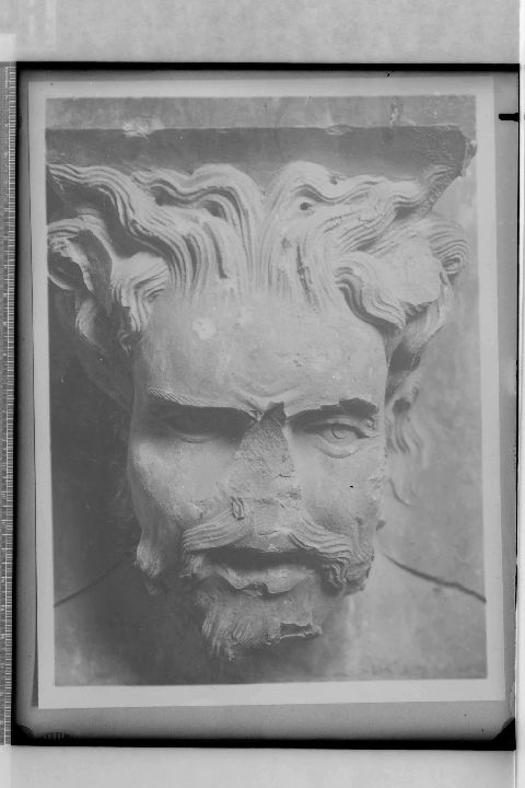 ANDRIA (BA) - Castel del Monte - Mensola (negativo) di Riproduzione Soprintendenza (XX)